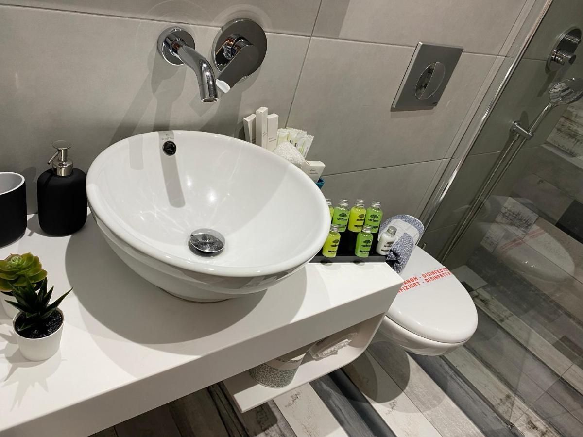 V-Suites Потос Екстериор снимка
